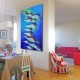 Tableau vertical banc poissons colorés fond bleu grande taille 180x120 cm